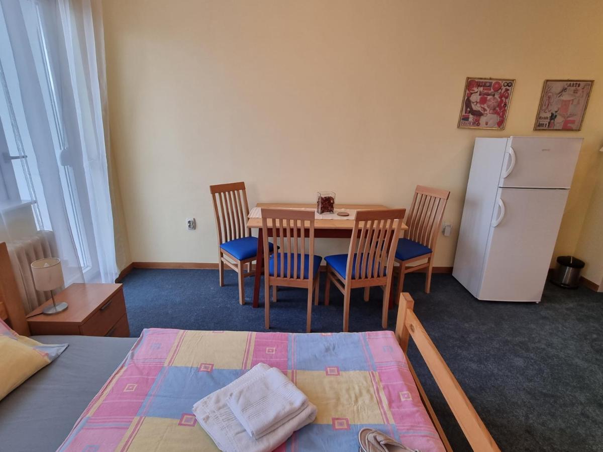 Spirit Apartments Belgrado Esterno foto