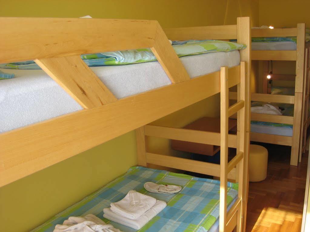 Spirit Apartments Belgrado Esterno foto