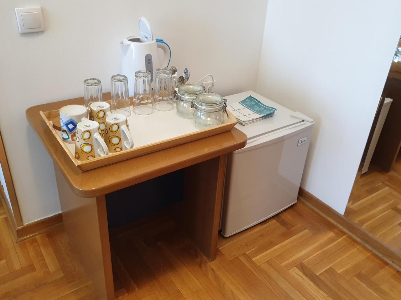 Spirit Apartments Belgrado Esterno foto