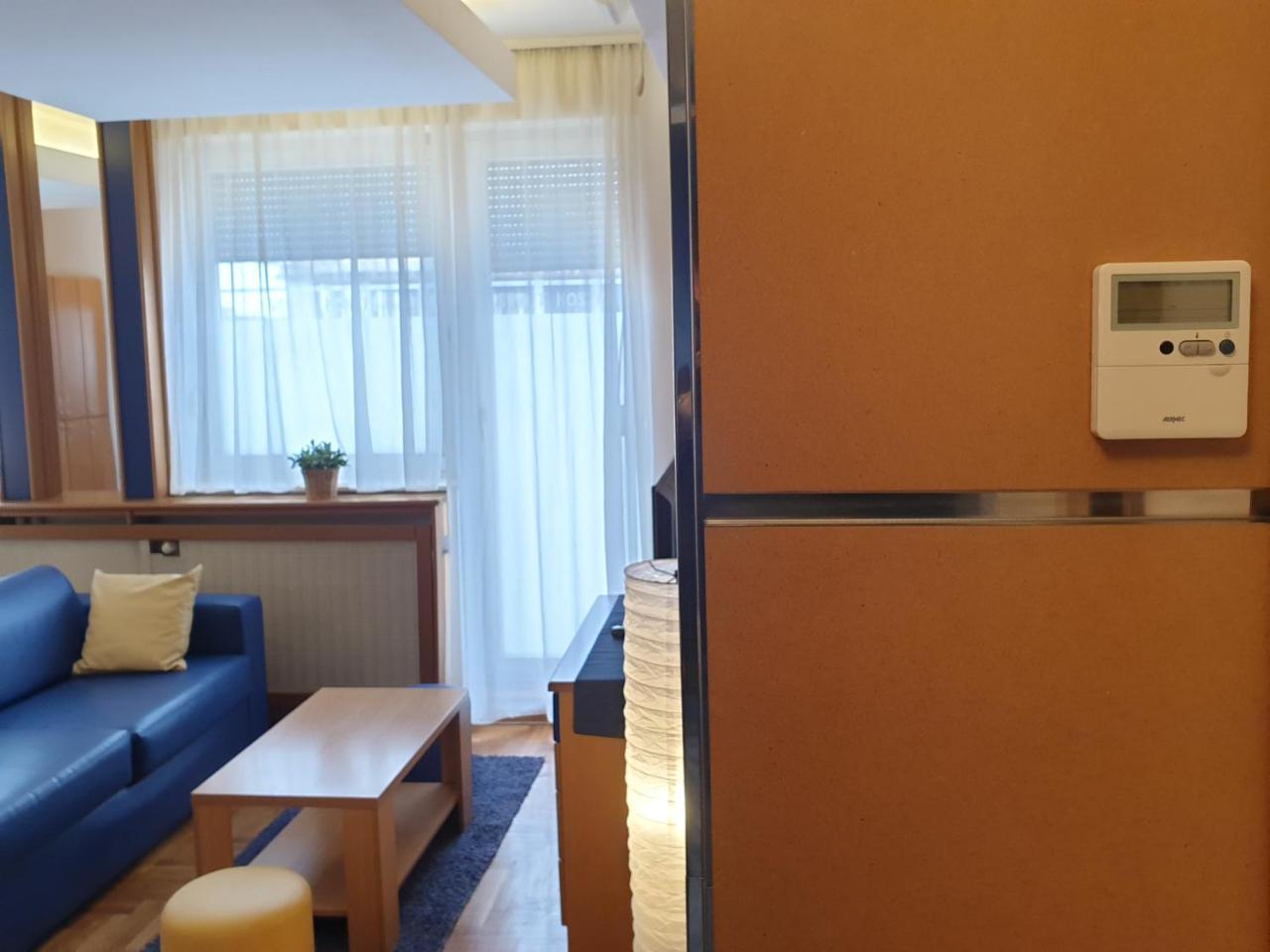 Spirit Apartments Belgrado Esterno foto