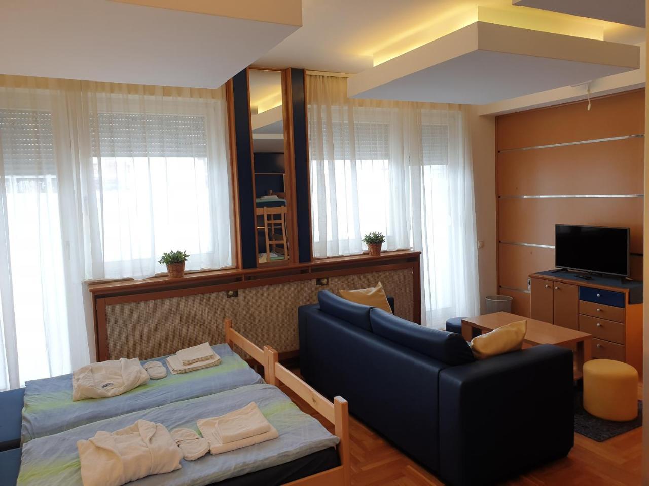 Spirit Apartments Belgrado Esterno foto